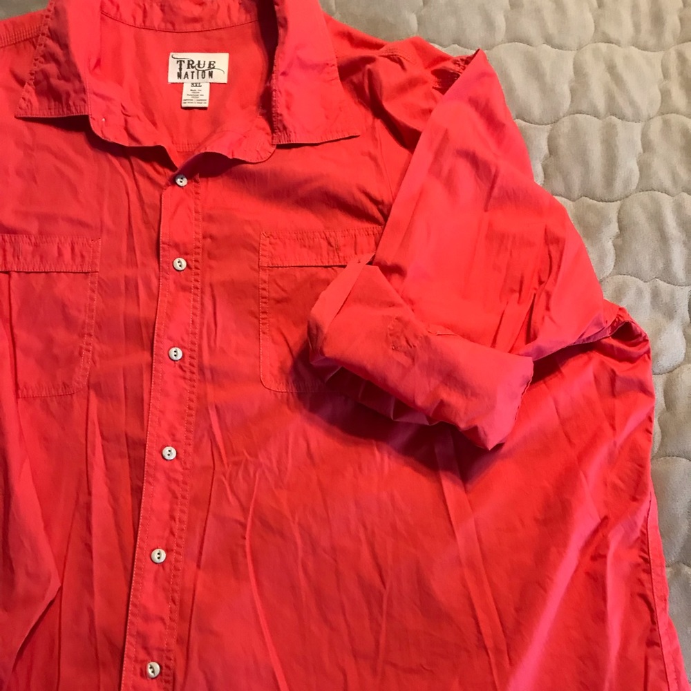 True nation men’s button down
